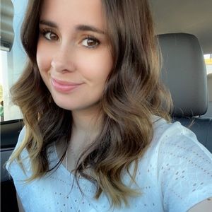 Meet your Posher, Stephanie